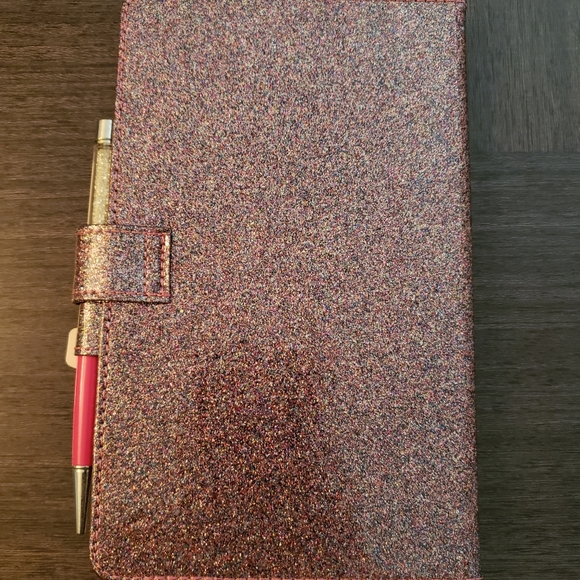 Victoria Secret journal/diary and pen NWT - Picture 6 of 6